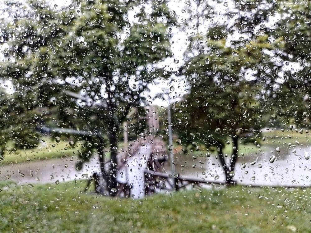 Nova frente fria traz chuva ao Paraná no fim de semana